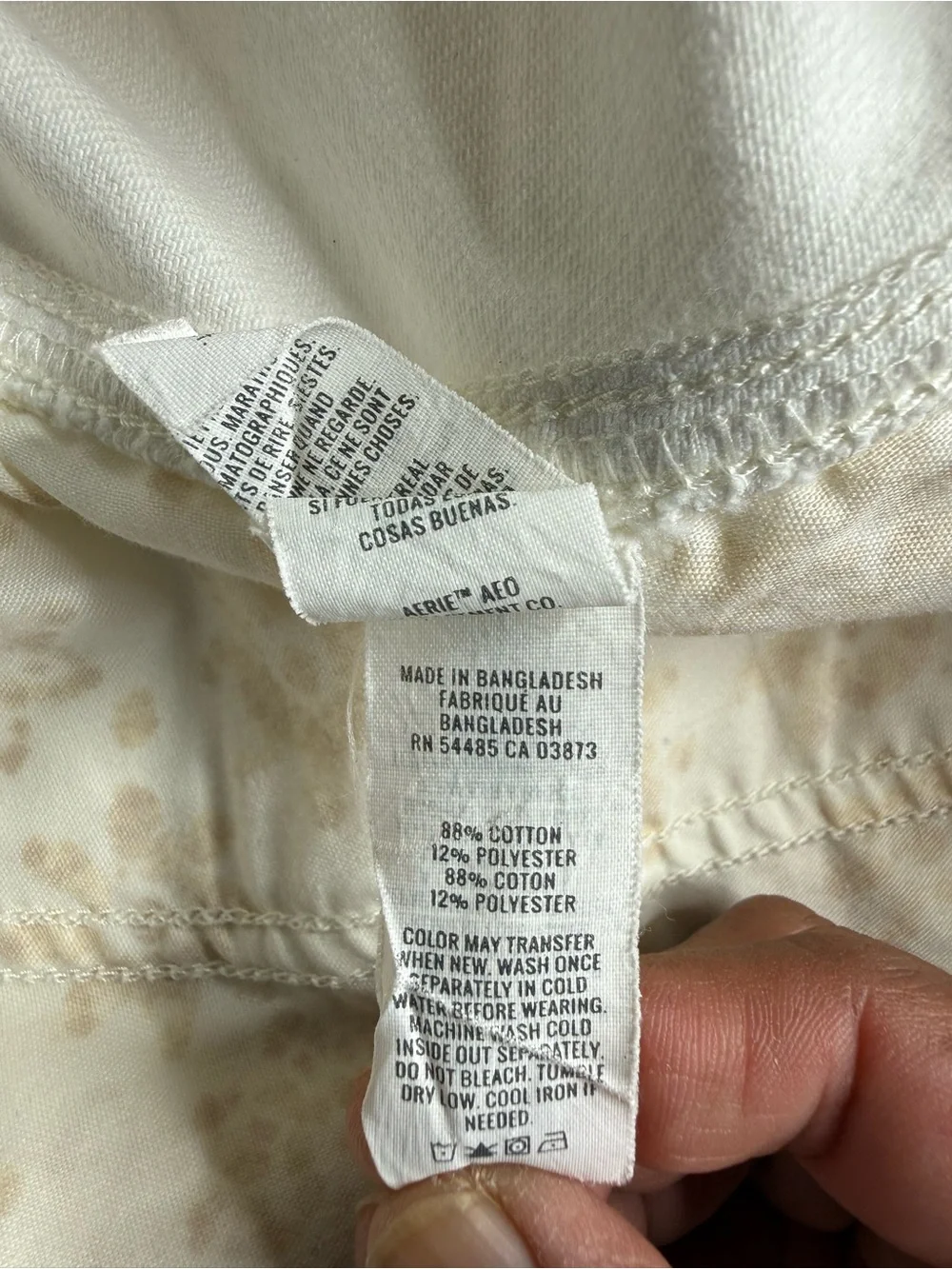 Aerie Women’s Overall shorts white large fit distressed hem